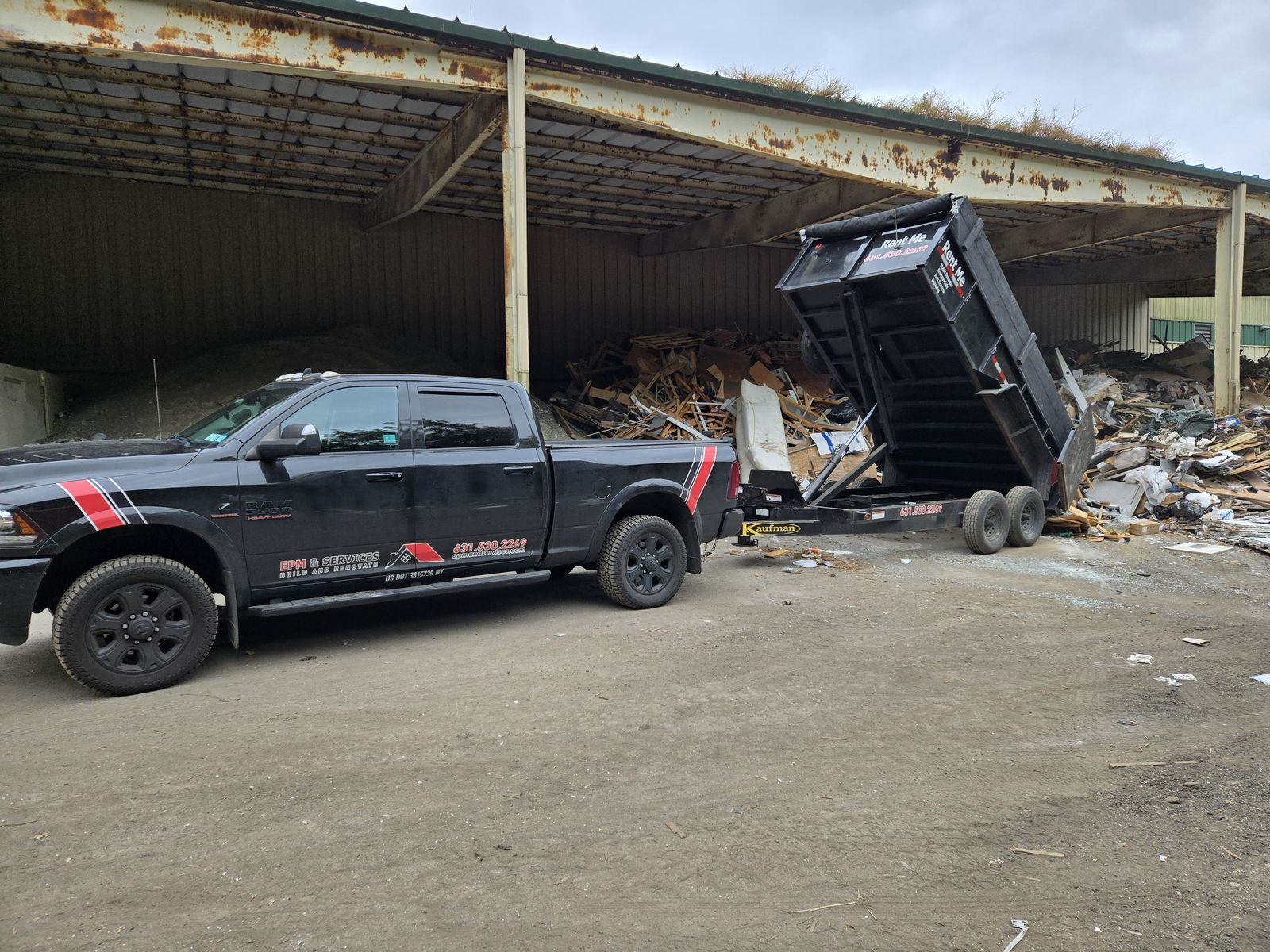 Dump trailer hauling demolition debris for junk removal in Eustis, FL Dump trailer hauling demolition debris for junk removal in Eustis, FL